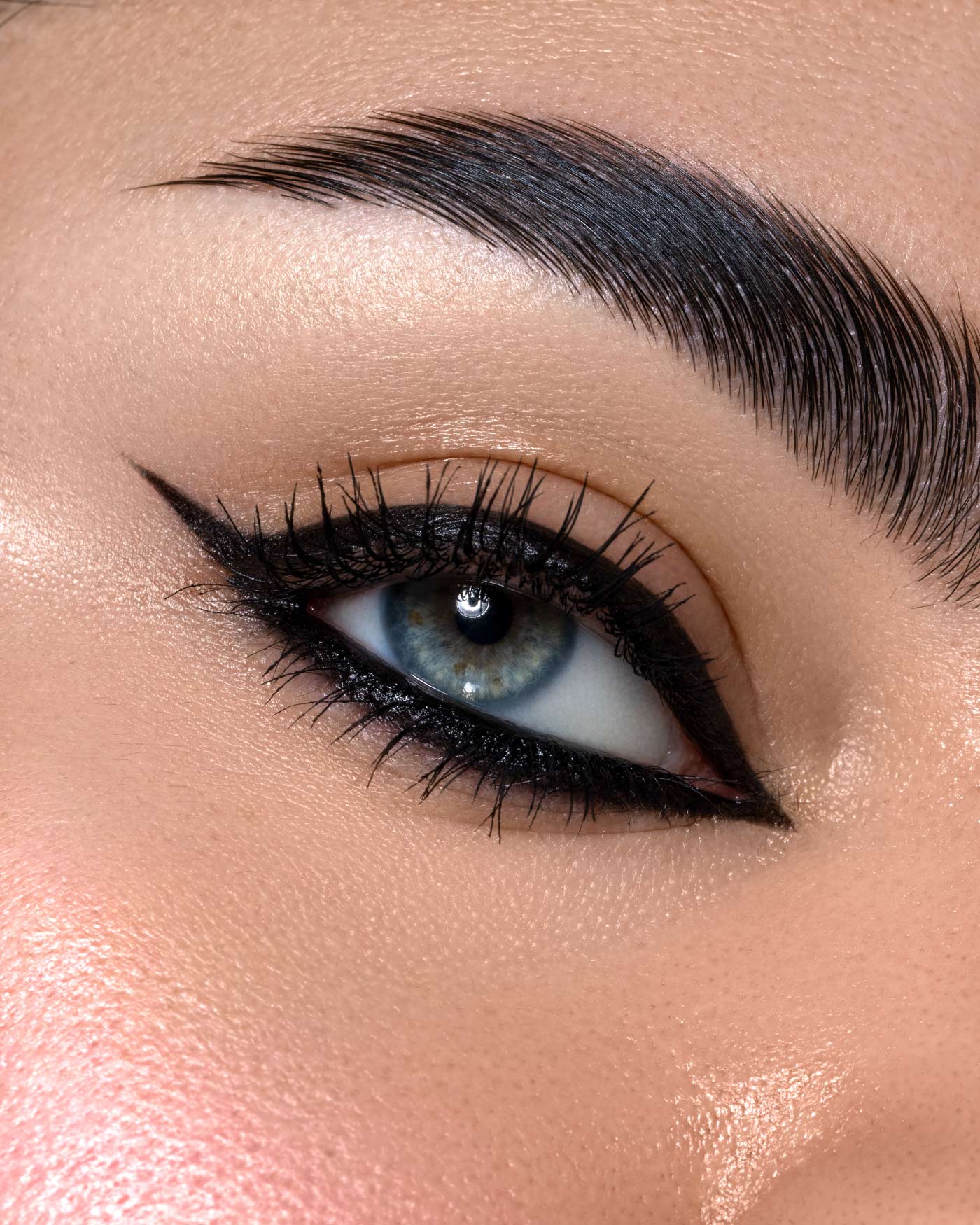 PROFESSIONAL EYE PENCIL - Matita Occhi Colorata Lunga Tenuta - 01 - Black - Astra Make-Up