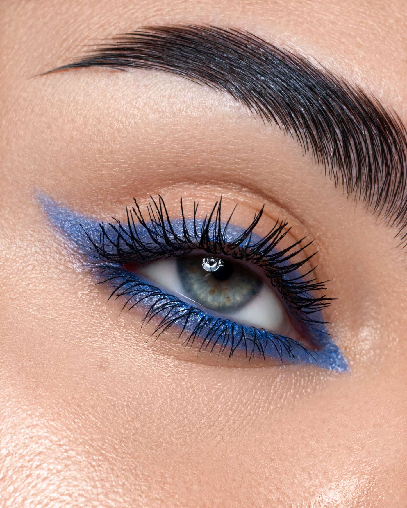 PROFESSIONAL EYE PENCIL - Matita Occhi Colorata Lunga Tenuta - 04 - Light Blue - Astra Make-Up