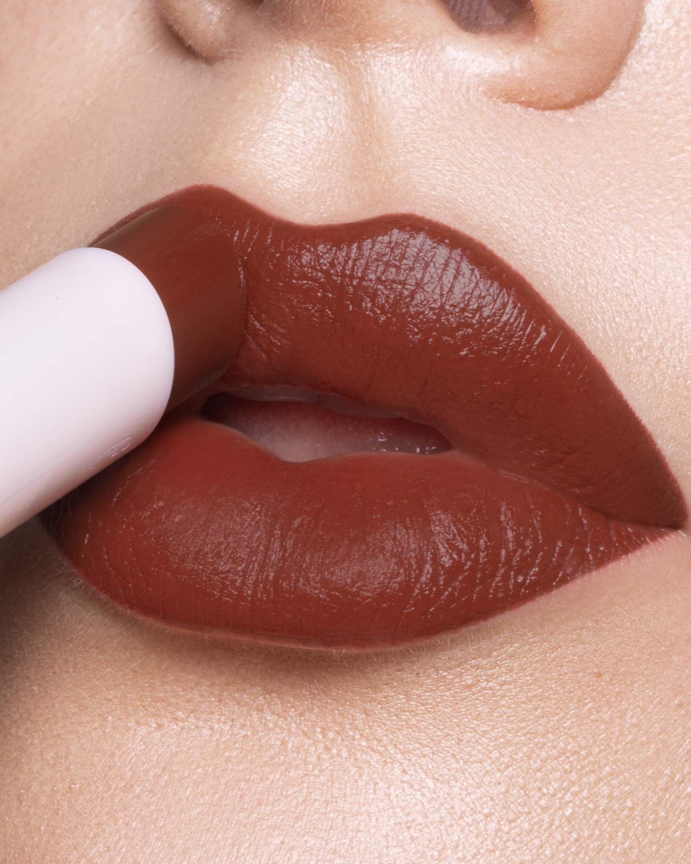 PURE BEAUTY LIPSTICK - Rossetto Cremoso Semi Mat - 01 - Mahogany - Astra Make-Up