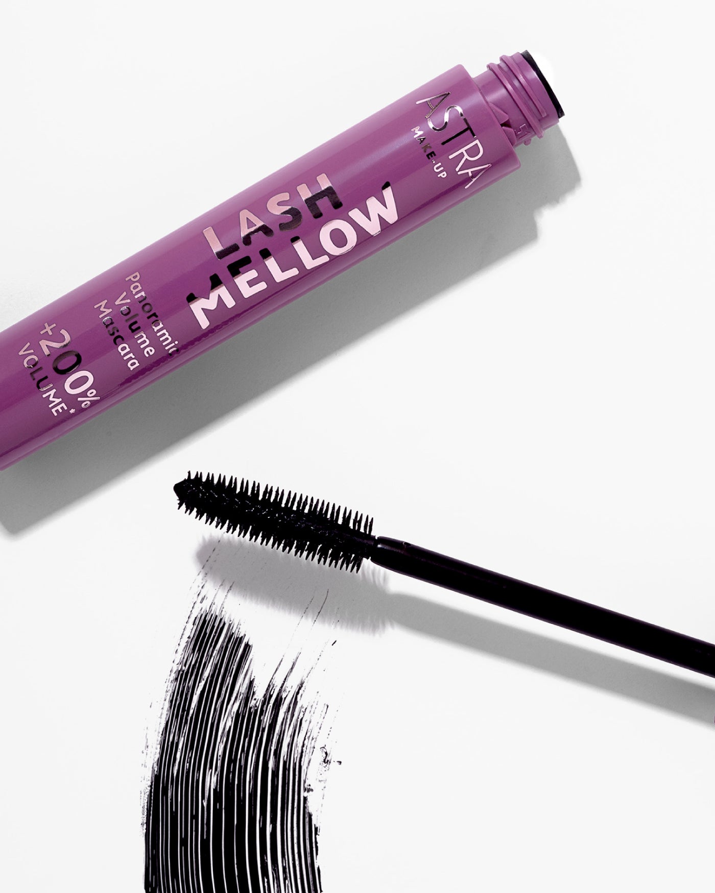 LASH MELLOW PANORAMIC VOLUME MASCARA - Deep Black - Astra Make-Up