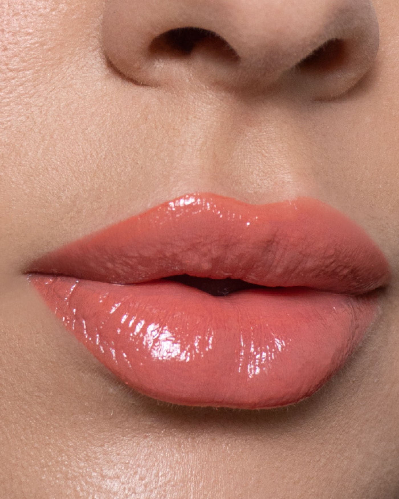 MY GLOSS PLUMP & SHINE - Lip Gloss Volumizzante Luminoso - 05 - 24/7 - Astra Make-Up