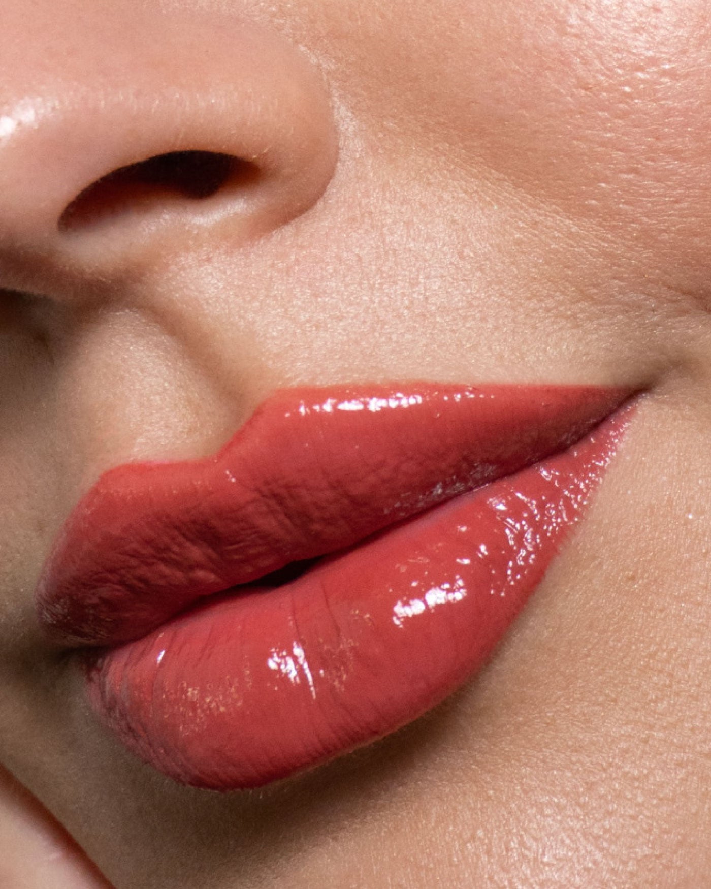 MY GLOSS PLUMP & SHINE - Lip Gloss Volumizzante Luminoso - 06 - Sunkissed - Astra Make-Up