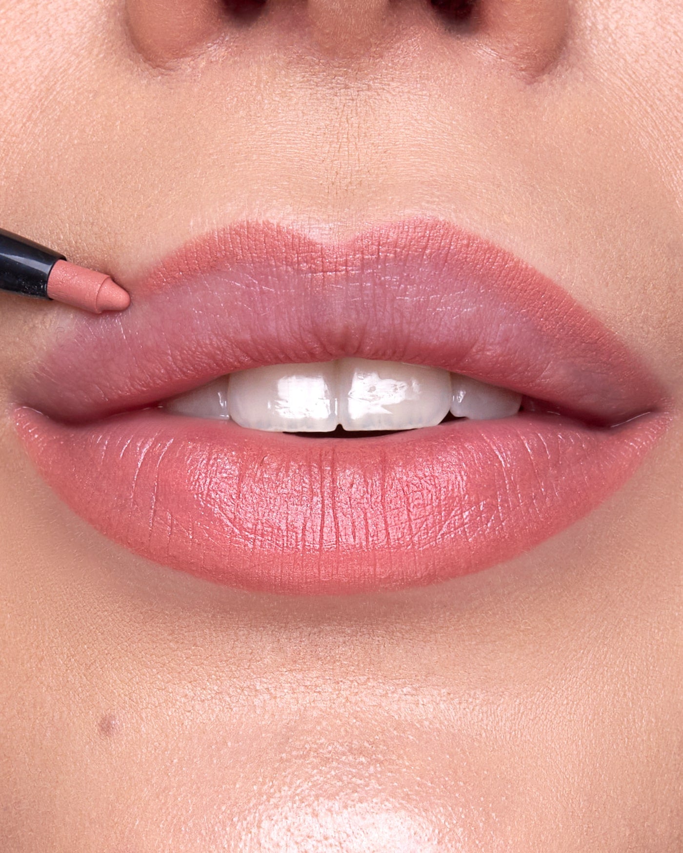 OUTLINE WATERPROOF LIP PENCIL - Matita Labbra Retraibile Resistente all'Acqua - 01 - Nude Vibe - Astra Make-Up