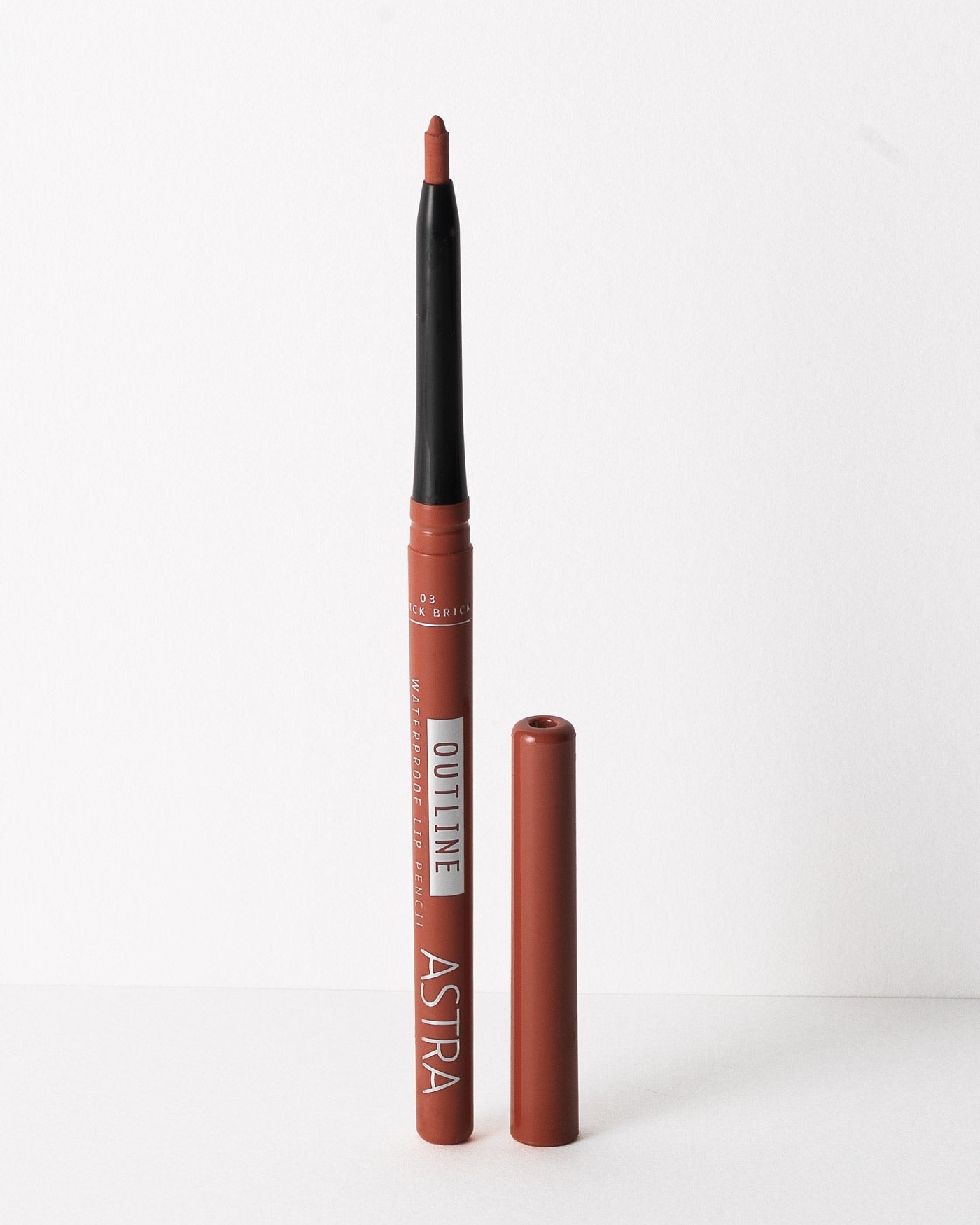 OUTLINE WATERPROOF LIP PENCIL - Matita Labbra Retraibile Resistente all'Acqua - 03 - Quick Brick - Astra Make-Up