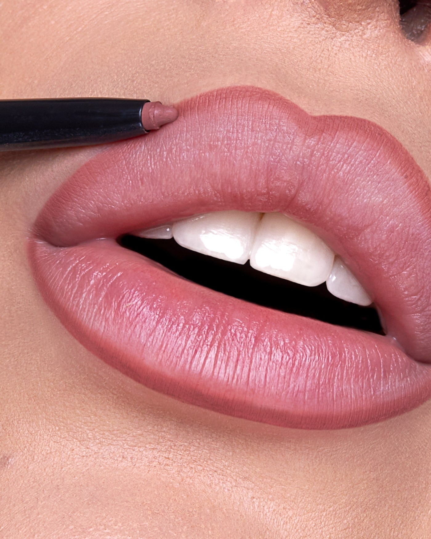 OUTLINE WATERPROOF LIP PENCIL - Matita Labbra Retraibile Resistente all'Acqua - 04 - Fierce Nut - Astra Make-Up