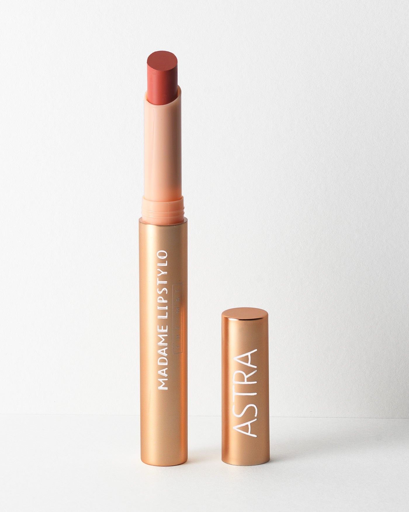 MADAME LIPSTYLO THE MAT - Rossetto Stylo Mat - 02- Nobless Oblige - Astra Make-Up