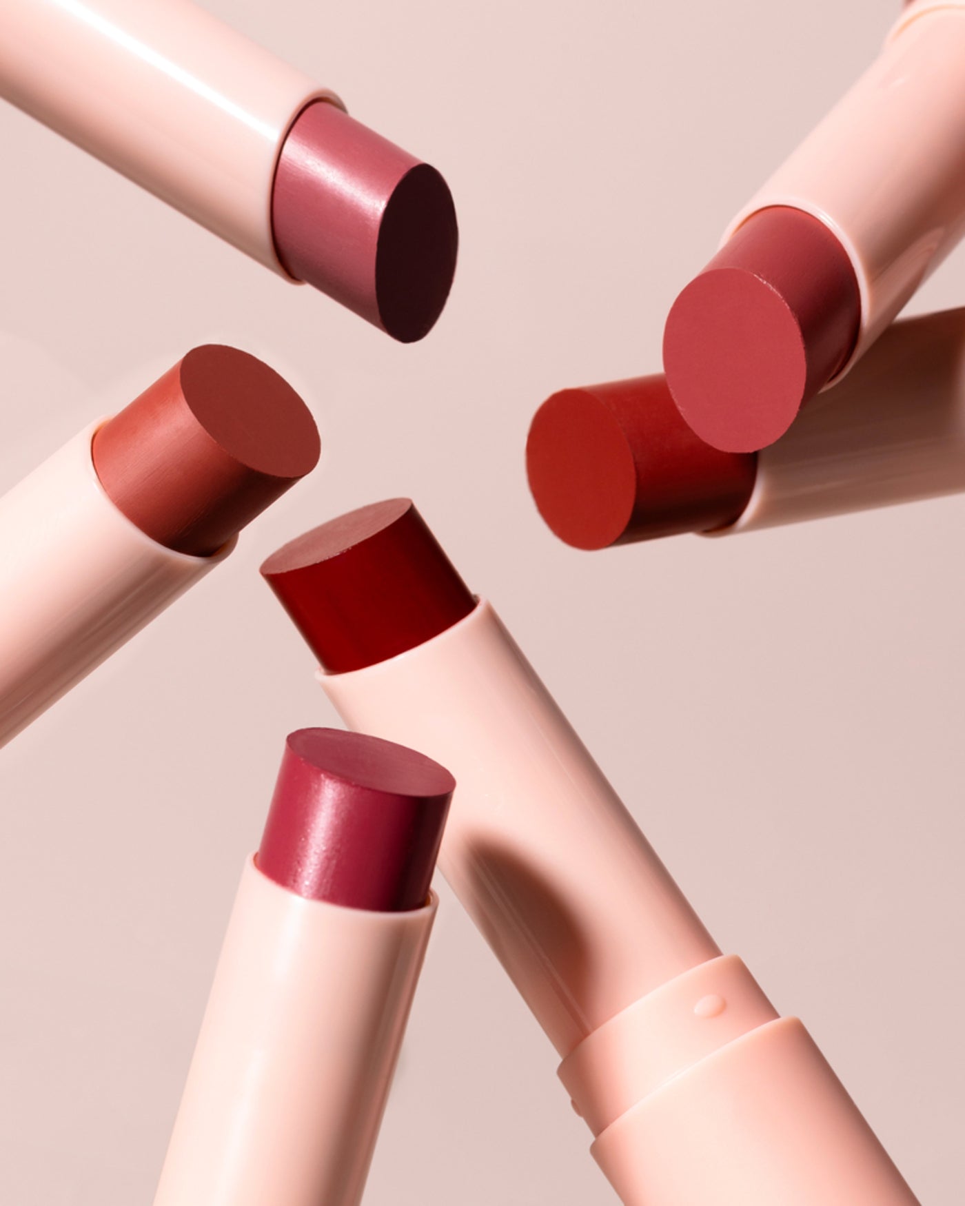 PURE BEAUTY LIPSTICK - Rossetto Cremoso Semi Mat - 04 - Magnolia - Astra Make-Up
