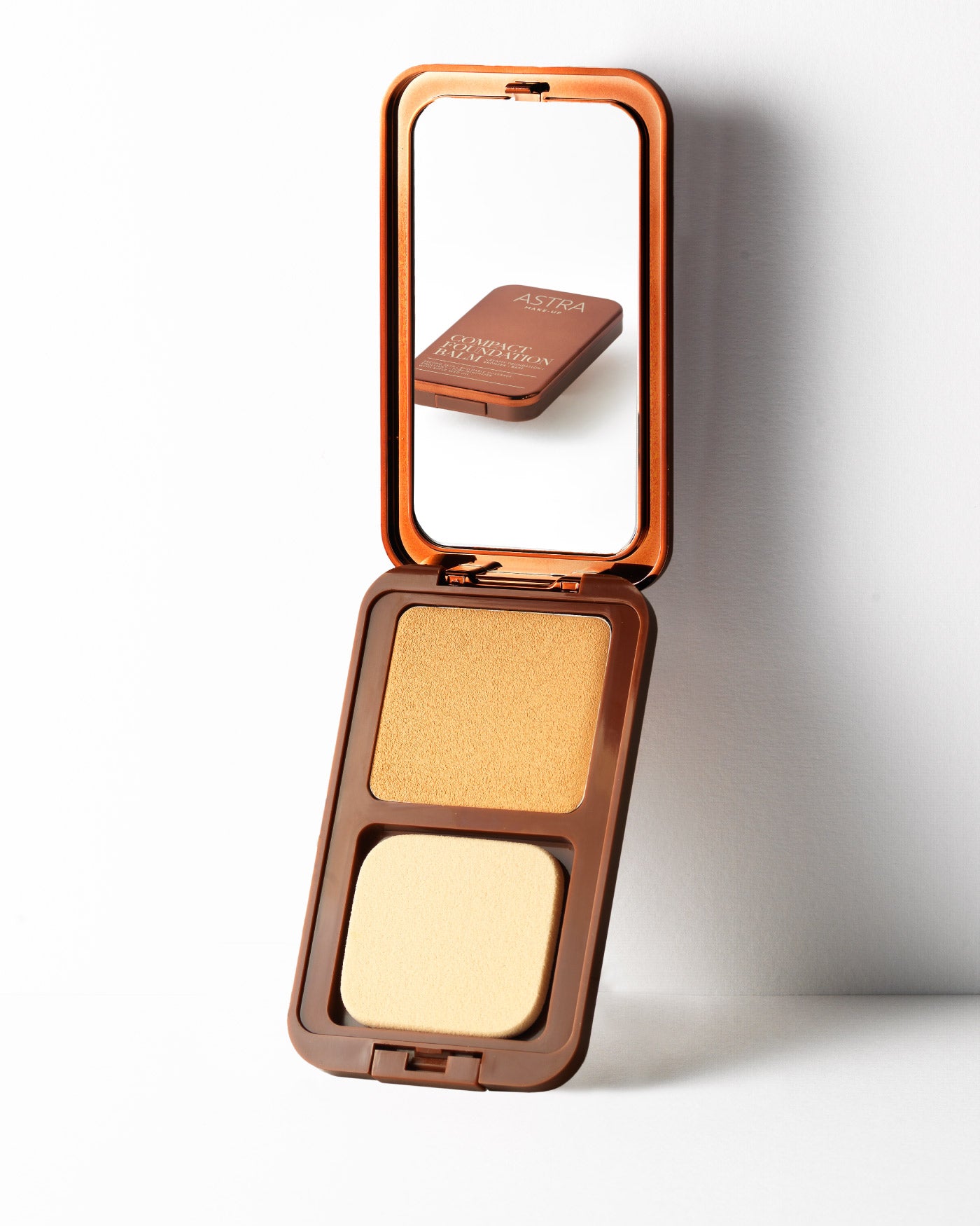COMPACT FOUNDATION BALM - Fondotinta, Bronzer, Base - 02 - Light - Astra Make-Up