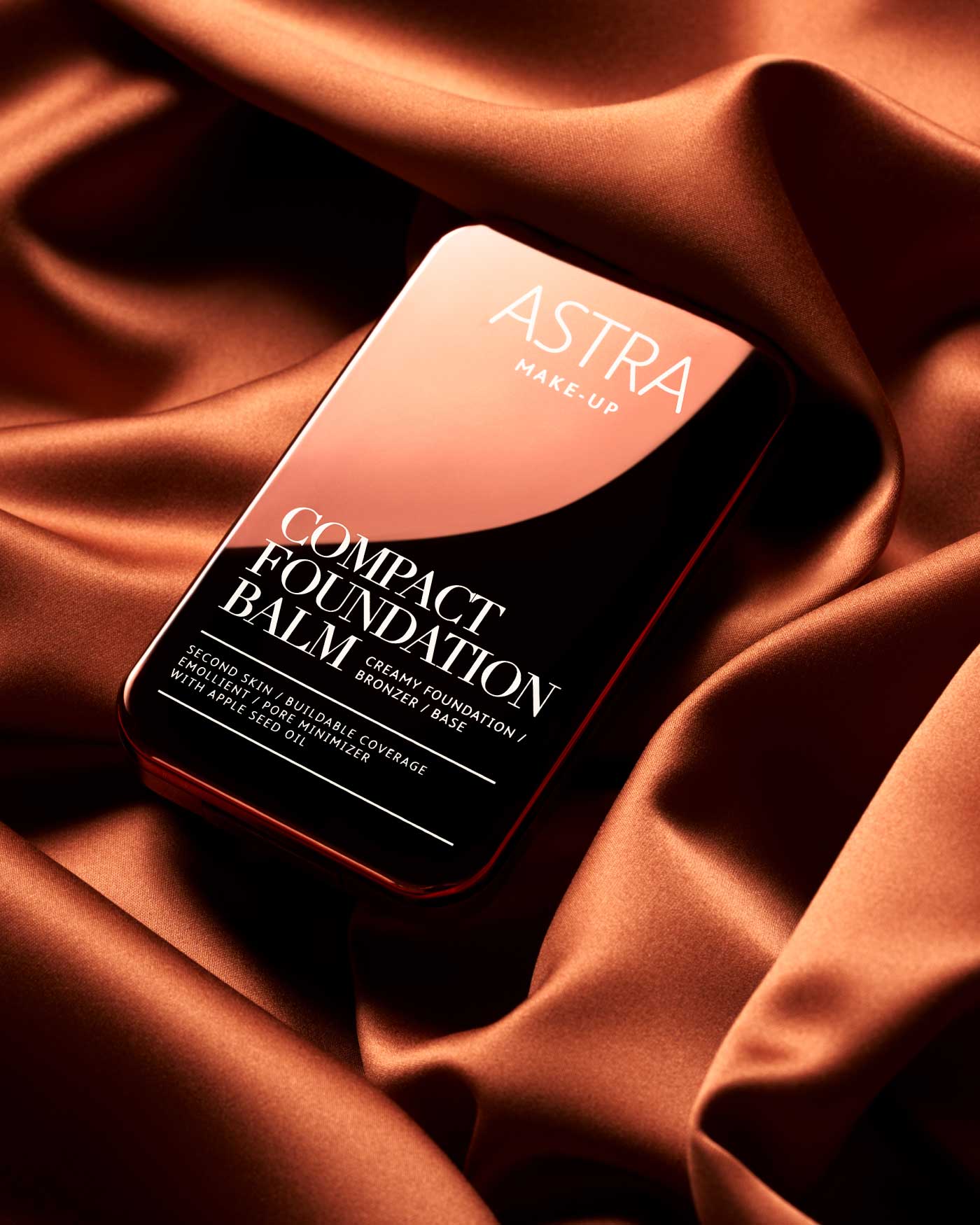 COMPACT FOUNDATION BALM - Fondotinta, Bronzer, Base - 02 - Light - Astra Make-Up