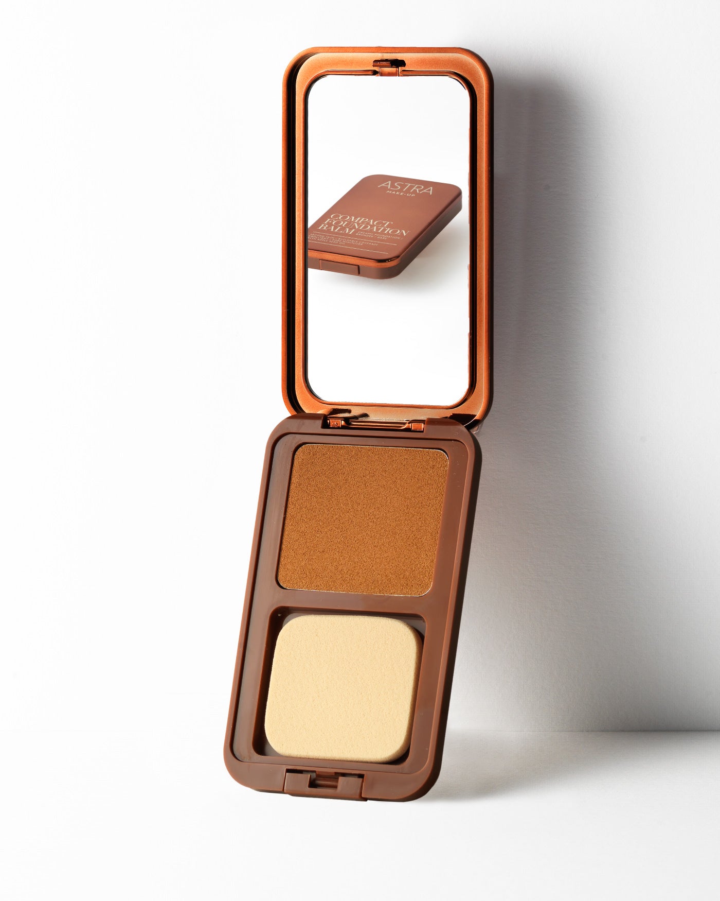 COMPACT FOUNDATION BALM - Fondotinta, Bronzer, Base - 05 - Medium-Dark - Astra Make-Up