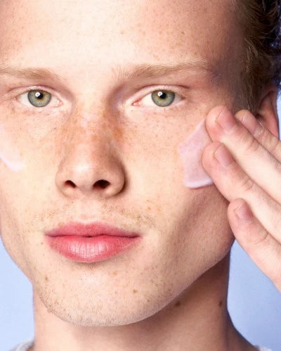 Truccarsi sotto la mascherina: consigli per il benessere della pelle - Astra Make-Up