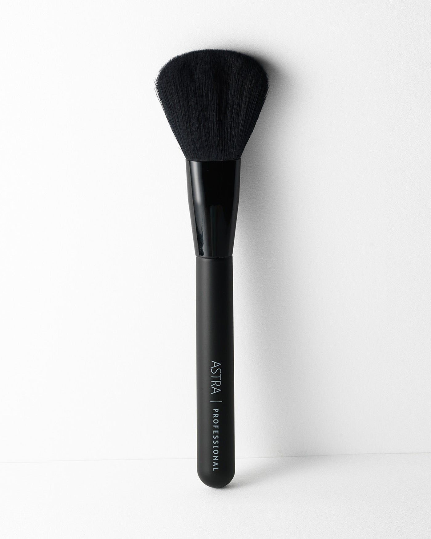 POWDER BRUSH - All Products - Astra Make-Up