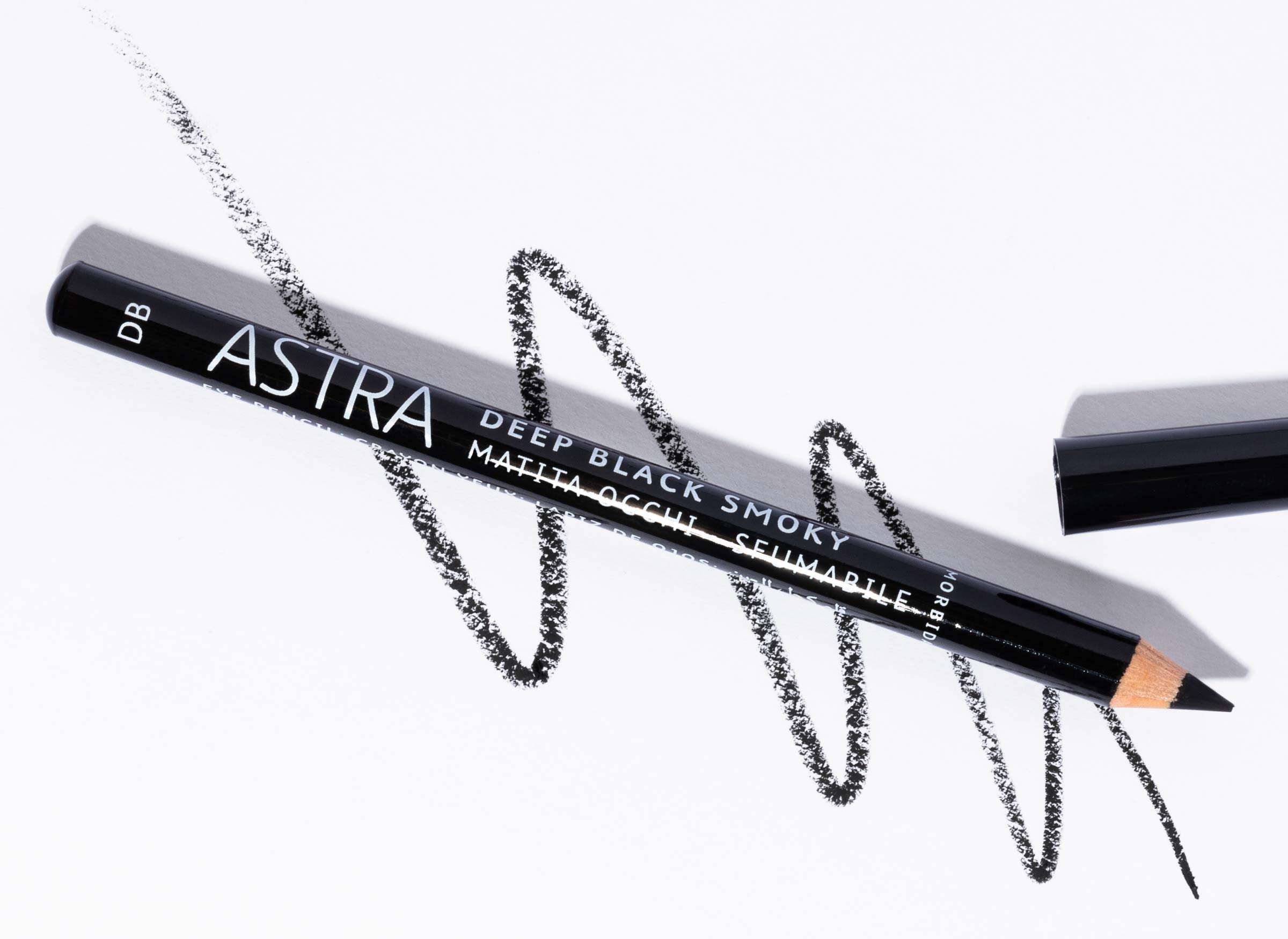 749-editorial-banner1.jpg - Astra Make-Up