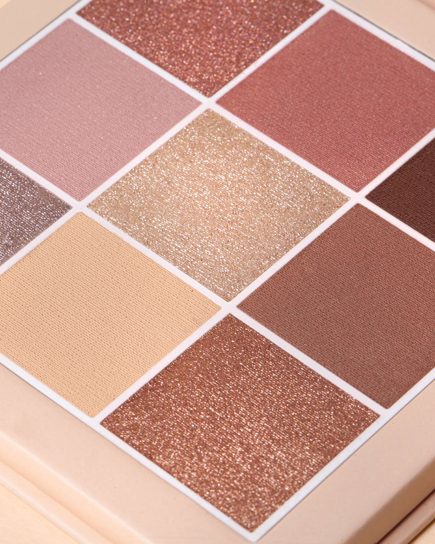 PURE BEAUTY EYES PALETTE - Palette Occhi 9 Ombretti - Pure Beauty - Astra Make-Up