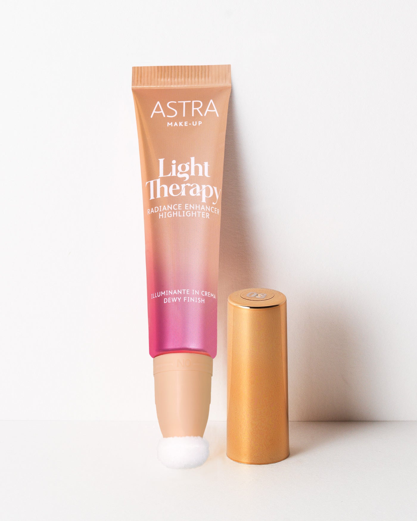 LIGHT THERAPY - 03 - Mainstream Bronze - Astra Make-Up