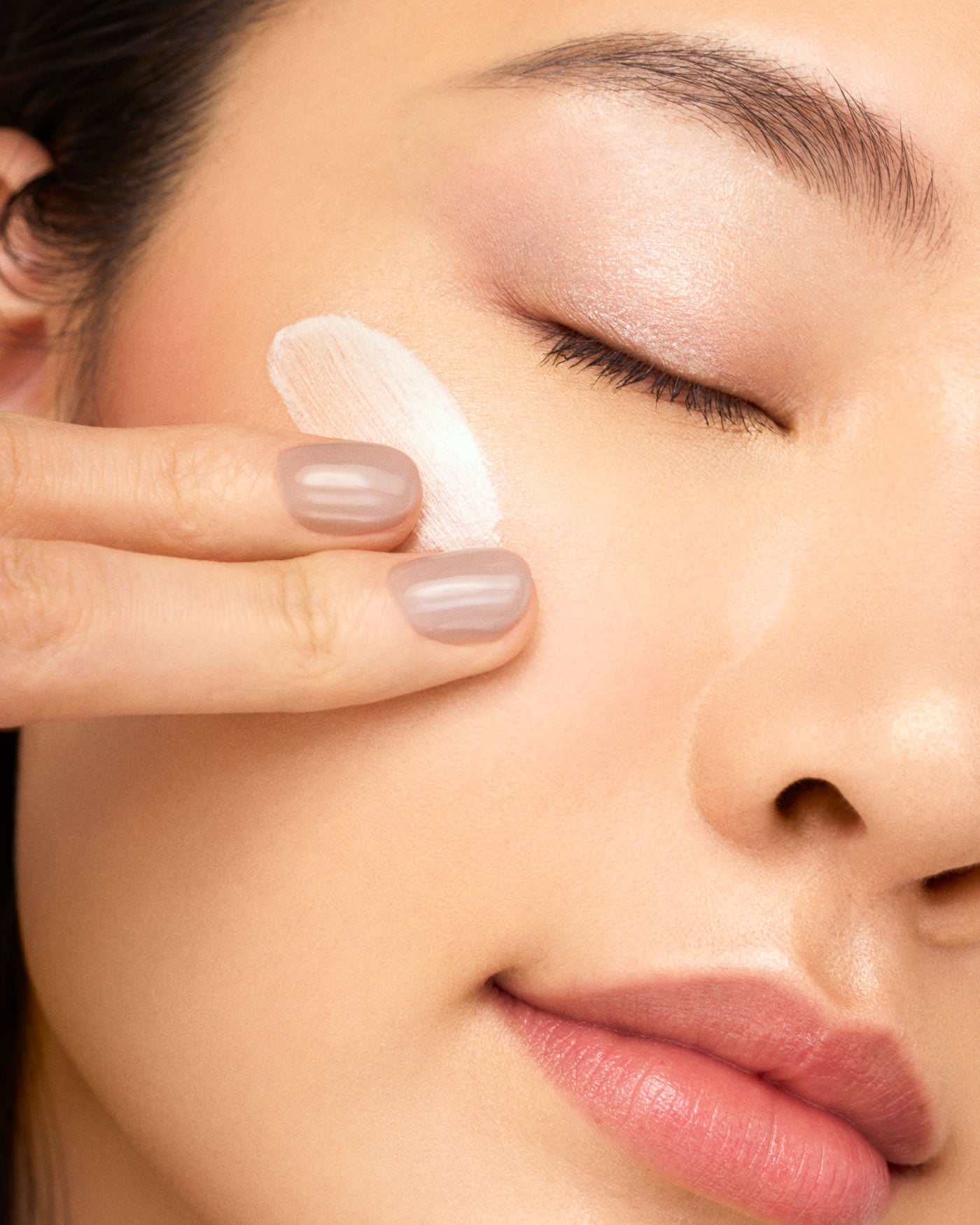 ZEN ROUTINE FACE PRIMER GLOWING EFFECT - Zen Routine - Astra Make-Up