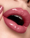 rossetto su labbra carnose