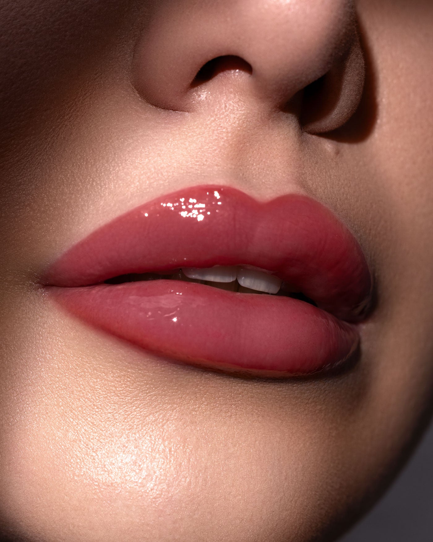 MY GLOSS SPICY PLUMPER: SANGUEDOLCE - Lip Gloss Volumizzante Immediato - 02 - Sanguedolce - Astra Make-Up