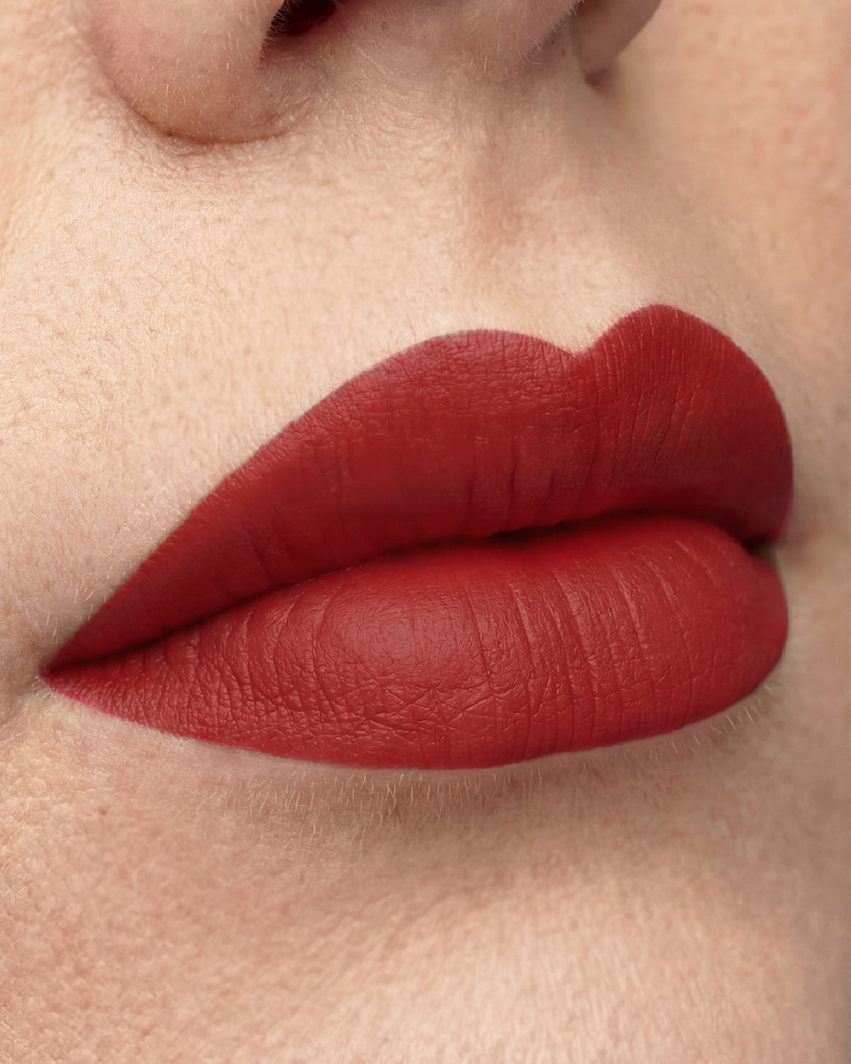 PURE BEAUTY MAT LIQUID LIPSTICK - Rossetto Liquido Opaco - 04 - Poppy - Astra Make-Up