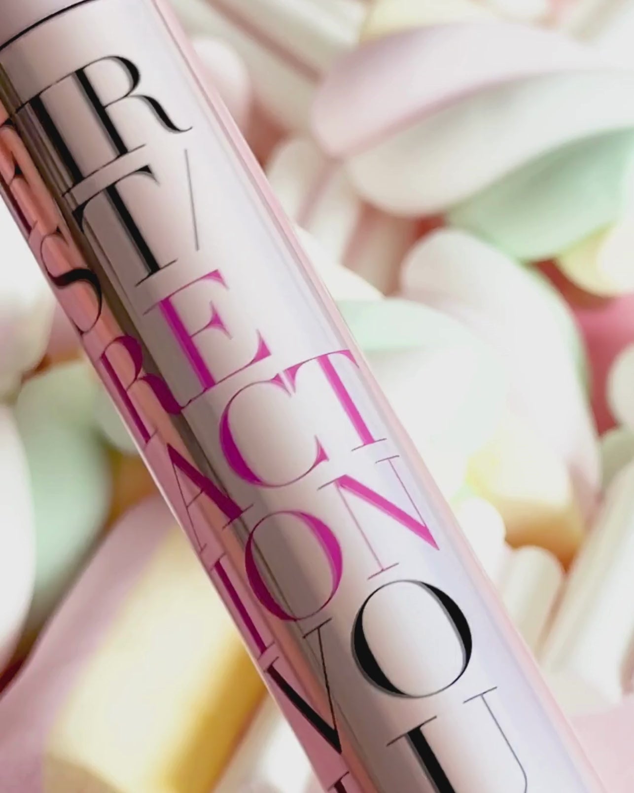 FIRST REACTION VOLUME MASCARA - Make-Up - Astra Make-Up