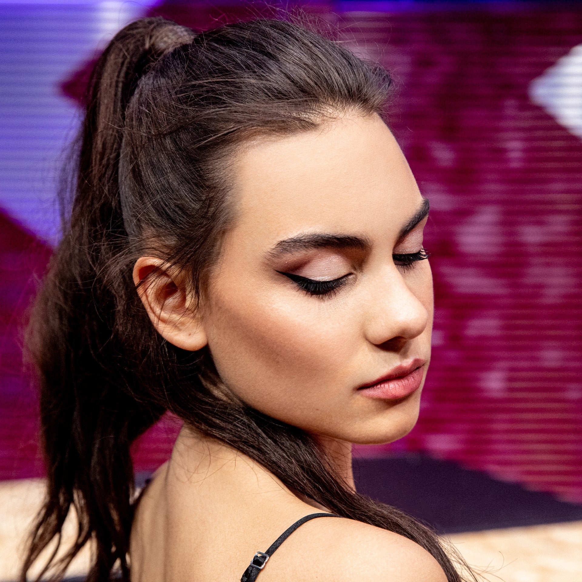 primo-live-x-factor-2024-beauty-look-Elma.jpg - Astra Make-Up