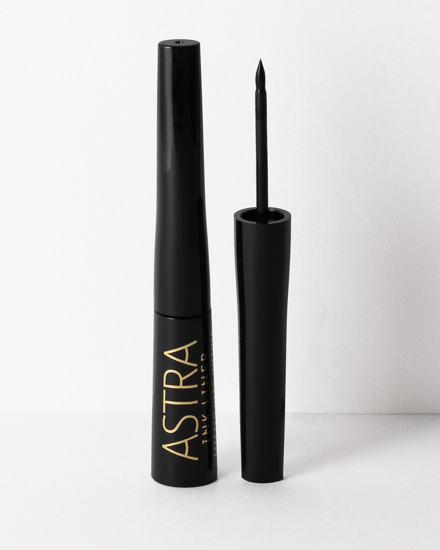 INK LINER - Eyeliner Nero Intenso Mat - 01 - Black - Astra Make-Up