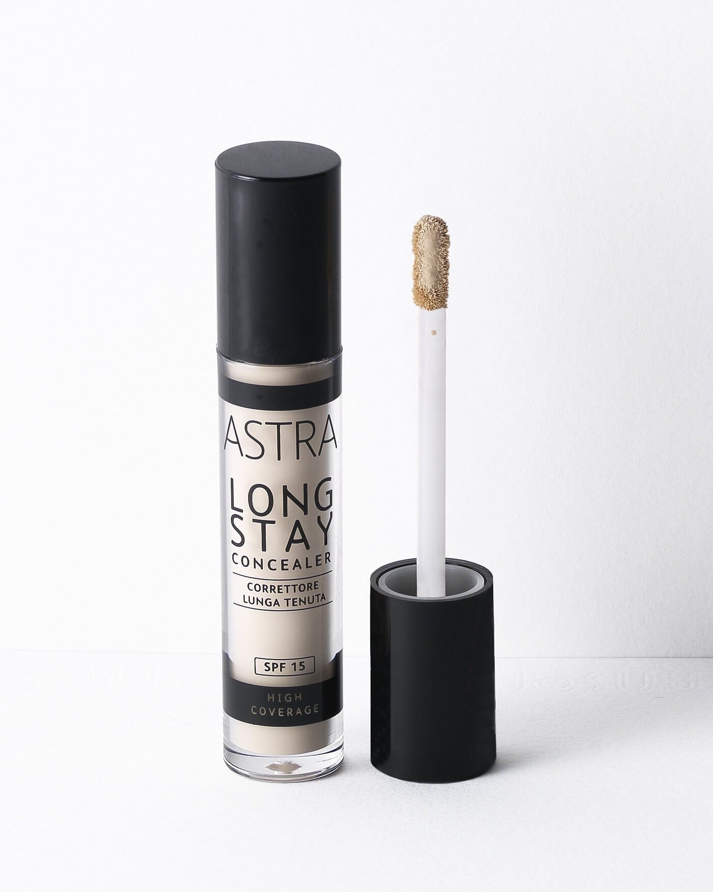 LONG STAY CONCEALER - Correttore Lunga Tenuta - 01W - Butter - Astra Make-Up